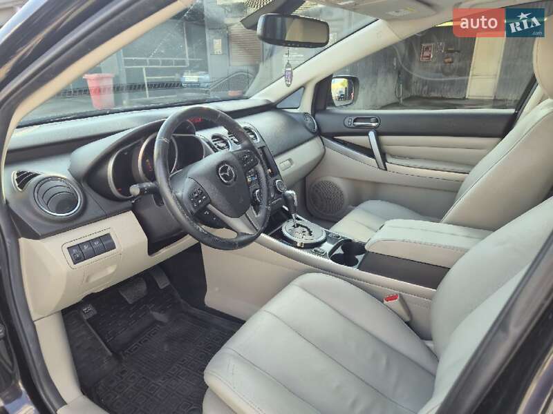 Позашляховик / Кросовер Mazda CX-7 2010 в Києві