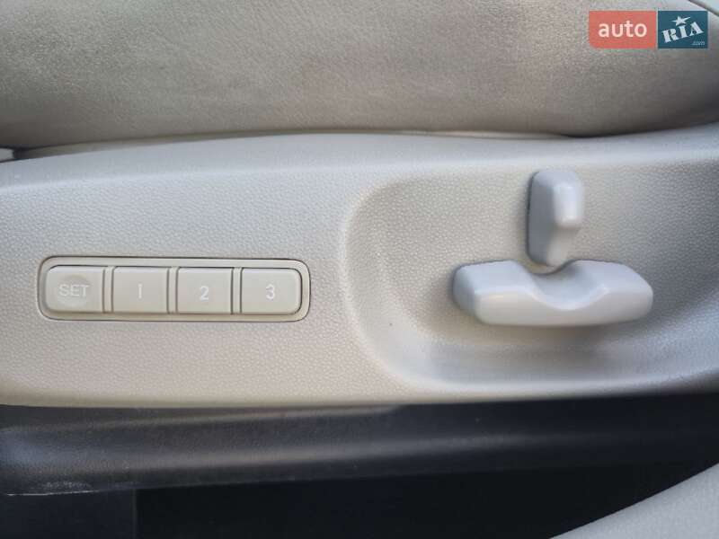 Позашляховик / Кросовер Mazda CX-7 2010 в Києві
