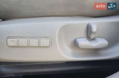 Позашляховик / Кросовер Mazda CX-7 2010 в 