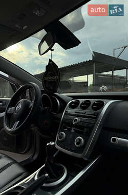 Позашляховик / Кросовер Mazda CX-7 2007 в 