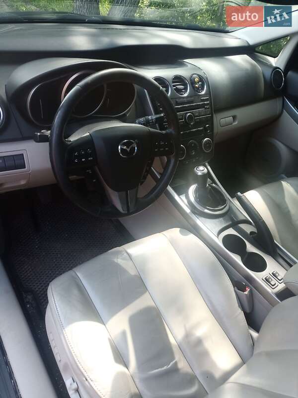 Позашляховик / Кросовер Mazda CX-7 2010 в Конотопі