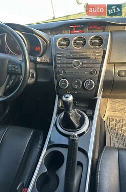 Внедорожник / Кроссовер Mazda CX-7 2009 в 