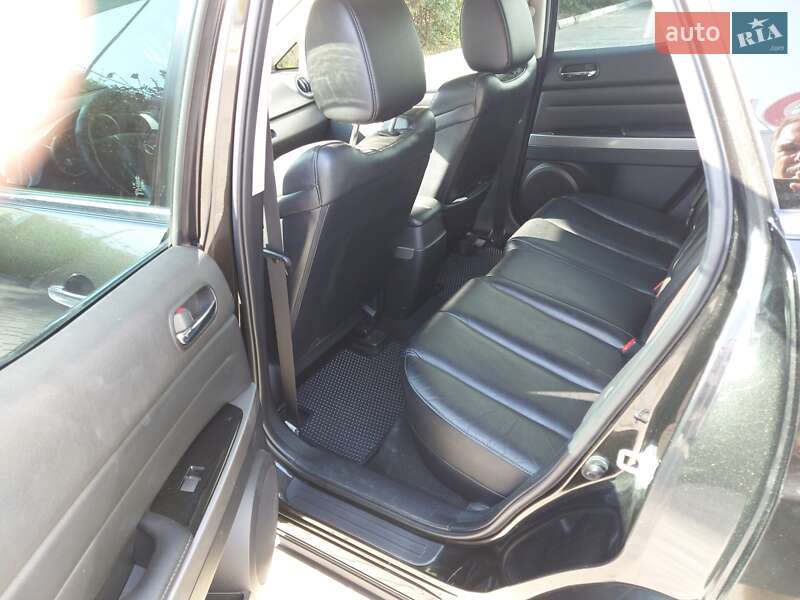 Позашляховик / Кросовер Mazda CX-7 2011 в Одесі
