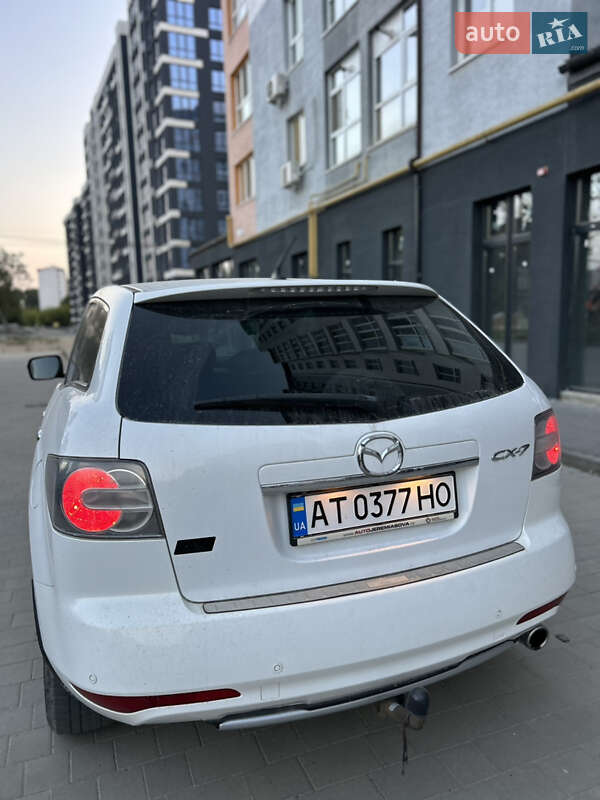 Позашляховик / Кросовер Mazda CX-7 2010 в Івано-Франківську