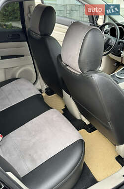 Внедорожник / Кроссовер Mazda CX-7 2011 в 