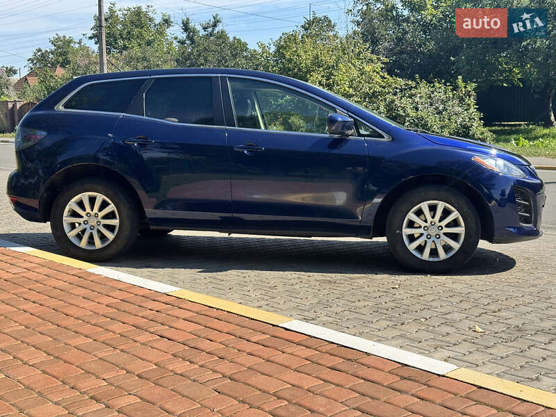 Позашляховик / Кросовер Mazda CX-7 2010 в Києві