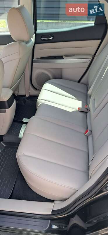 Позашляховик / Кросовер Mazda CX-7 2012 в Нововолинську