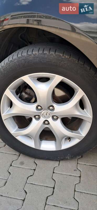 Позашляховик / Кросовер Mazda CX-7 2012 в Нововолинську