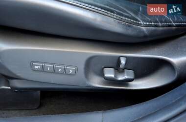 Внедорожник / Кроссовер Mazda CX-7 2010 в 