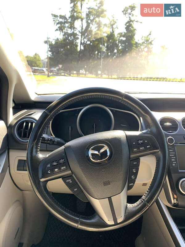 Позашляховик / Кросовер Mazda CX-7 2011 в Києві