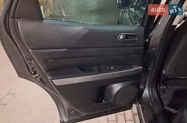Позашляховик / Кросовер Mazda CX-7 2010 в 