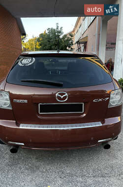 Позашляховик / Кросовер Mazda CX-7 2008 в 