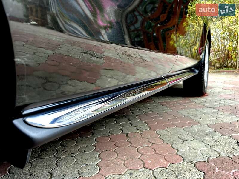 Позашляховик / Кросовер Mazda CX-7 2010 в Чернівцях