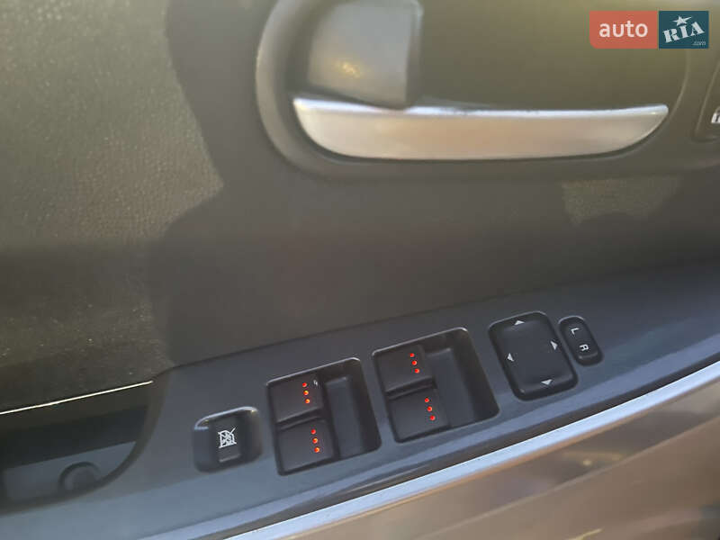 Позашляховик / Кросовер Mazda CX-7 2007 в Івано-Франківську