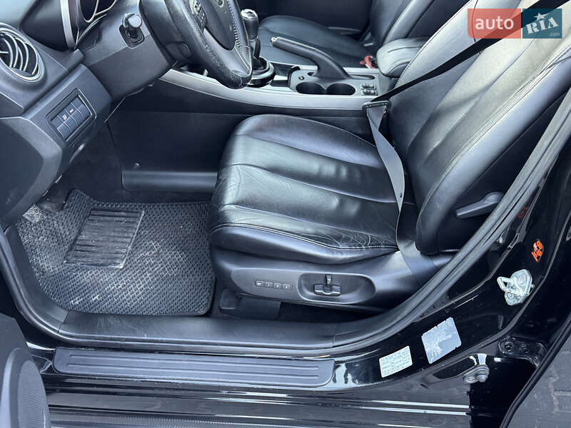 Позашляховик / Кросовер Mazda CX-7 2011 в Тернополі