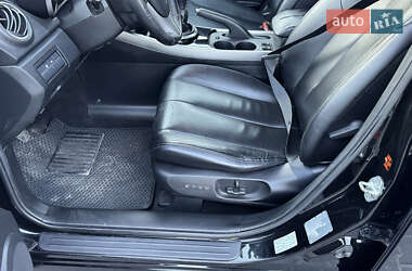 Внедорожник / Кроссовер Mazda CX-7 2011 в 