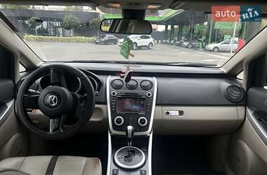Позашляховик / Кросовер Mazda CX-7 2009 в 
