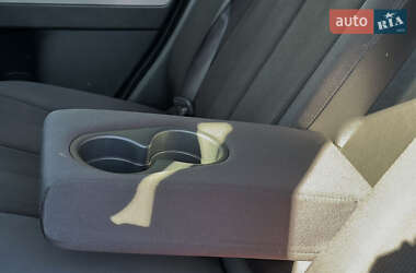 Позашляховик / Кросовер Mazda CX-7 2010 в 