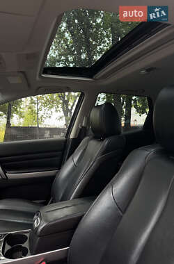 Позашляховик / Кросовер Mazda CX-7 2011 в 