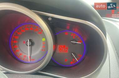 Позашляховик / Кросовер Mazda CX-7 2011 в 