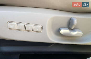 Внедорожник / Кроссовер Mazda CX-7 2012 в 