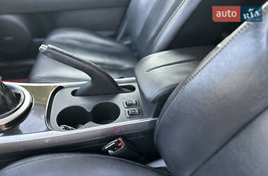 Позашляховик / Кросовер Mazda CX-7 2010 в 