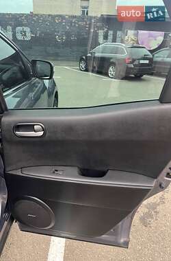 Внедорожник / Кроссовер Mazda CX-7 2009 в 