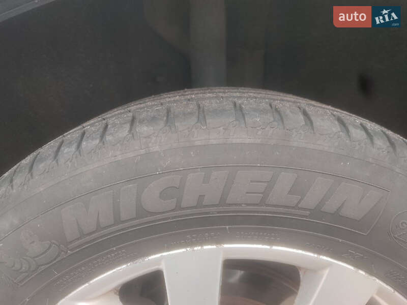 Внедорожник / Кроссовер Mazda CX-7 2008 в Днепре фото 16 Внедорожник / Кроссовер Mazda CX-7 2008 в Днепре