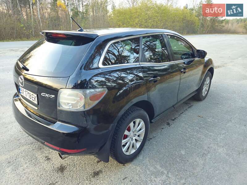 Позашляховик / Кросовер Mazda CX-7 2012 в Полонному