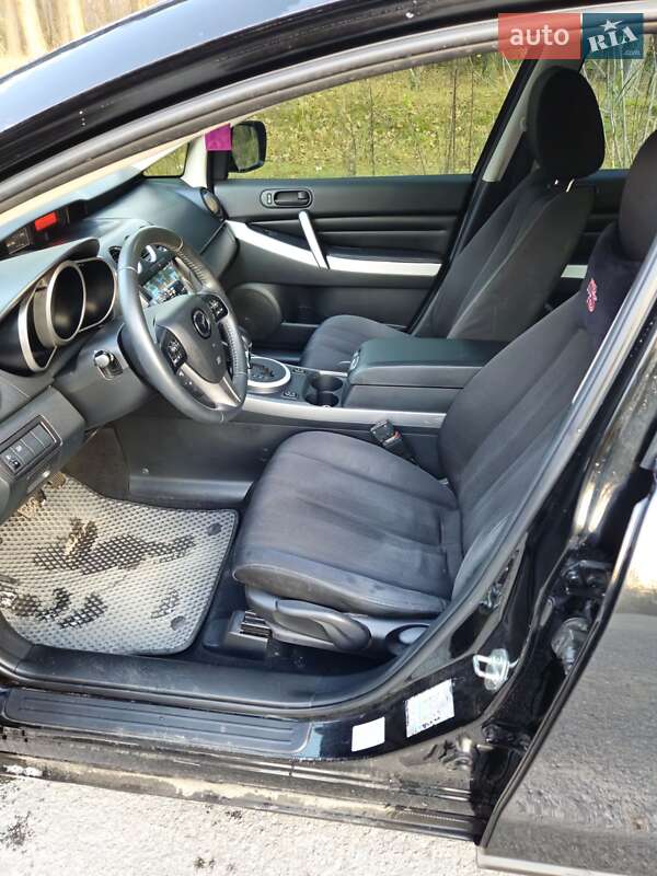 Позашляховик / Кросовер Mazda CX-7 2012 в Полонному