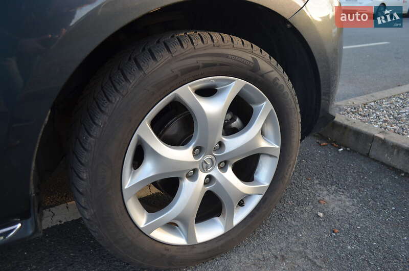 Внедорожник / Кроссовер Mazda CX-7 2011 в Ужгороде