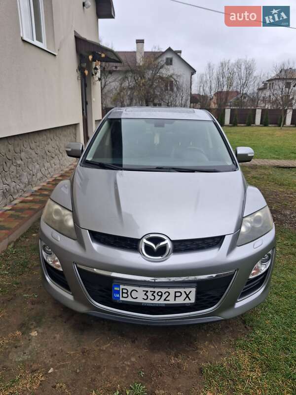 Позашляховик / Кросовер Mazda CX-7 2010 в Миколаєві