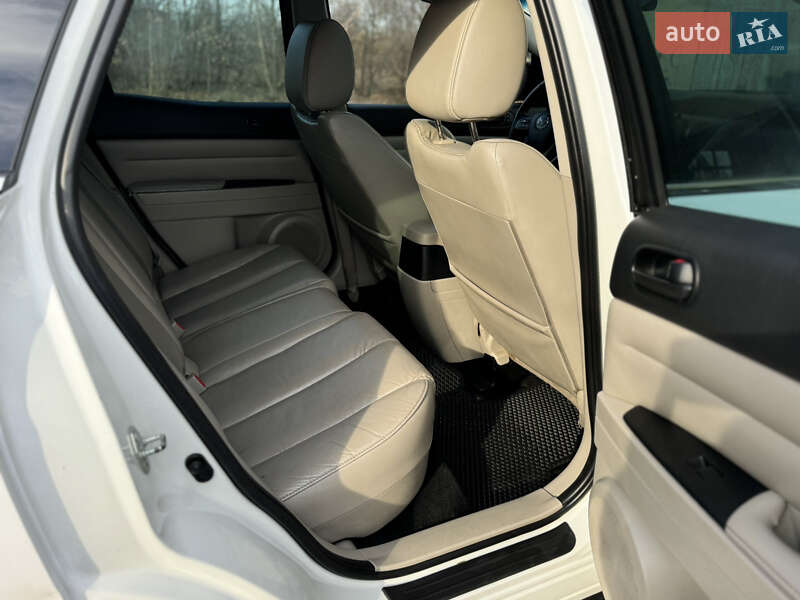 Внедорожник / Кроссовер Mazda CX-7 2010 в Хотине