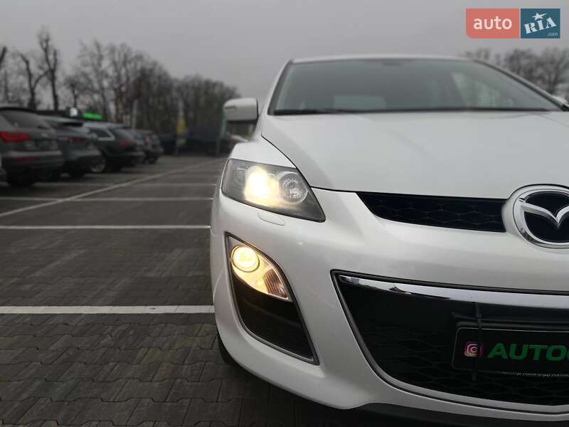 Позашляховик / Кросовер Mazda CX-7 2011 в Києві