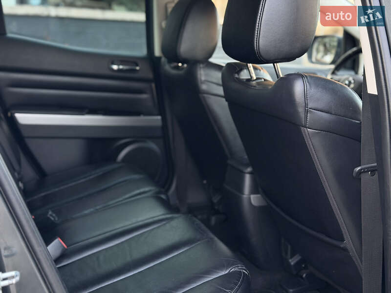 Внедорожник / Кроссовер Mazda CX-7 2011 в Львове