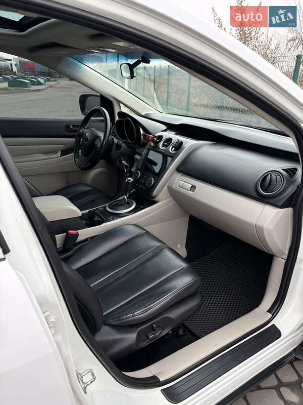 Внедорожник / Кроссовер Mazda CX-7 2011 в Синельниково