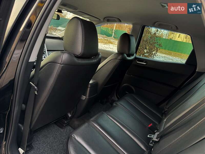 Позашляховик / Кросовер Mazda CX-7 2009 в Дніпрі