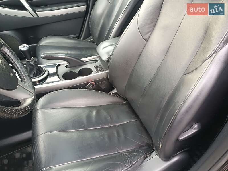 Внедорожник / Кроссовер Mazda CX-7 2011 в Хусте