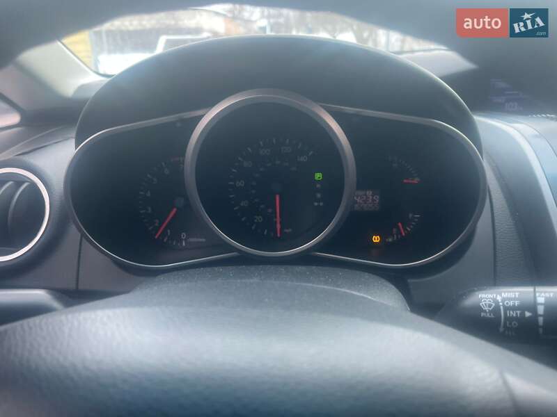 Внедорожник / Кроссовер Mazda CX-7 2009 в Гоще