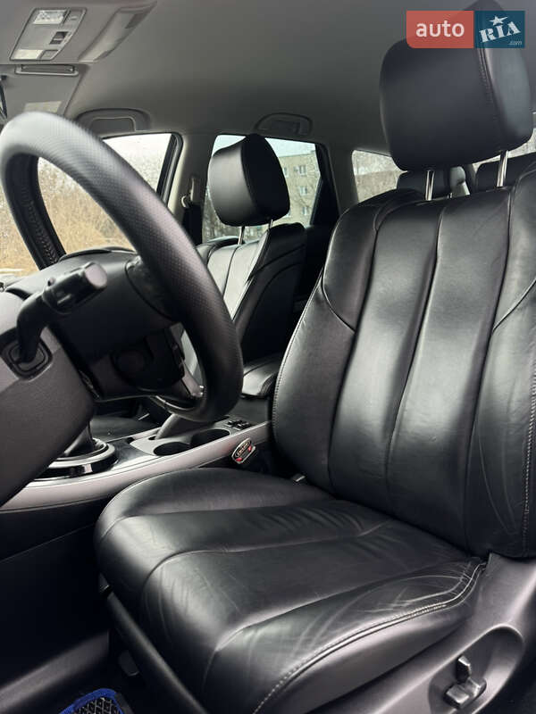 Внедорожник / Кроссовер Mazda CX-7 2010 в Львове