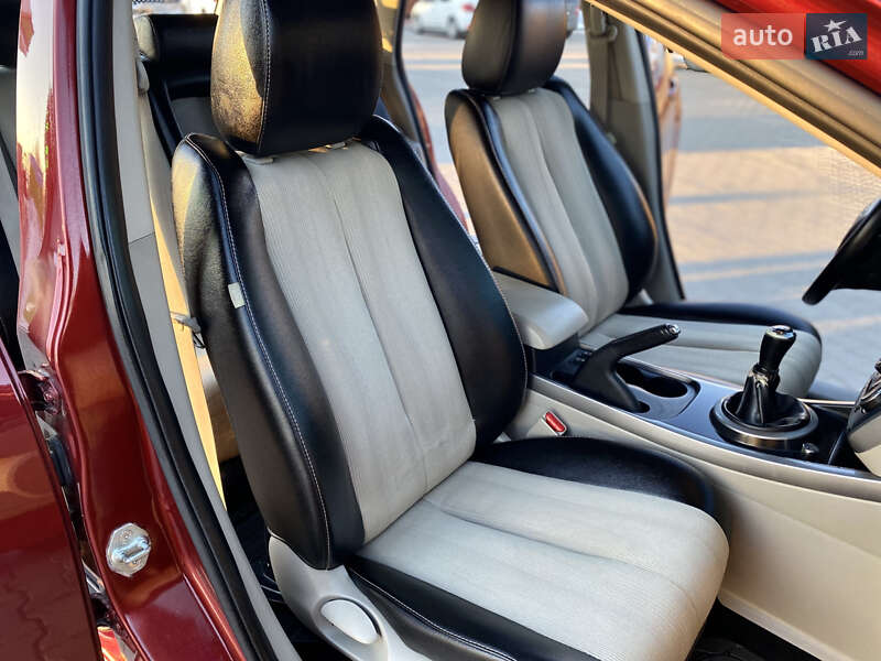 Позашляховик / Кросовер Mazda CX-7 2012 в Хмельницькому