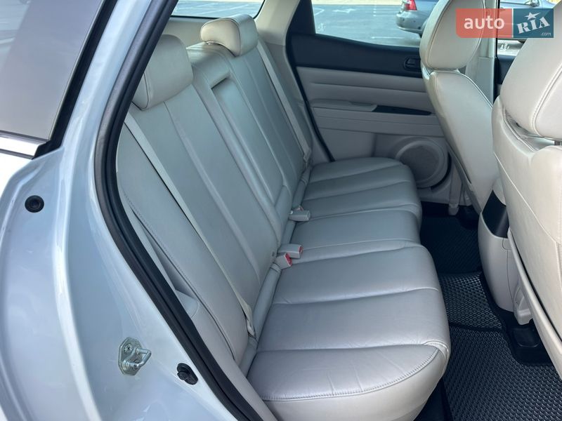 Позашляховик / Кросовер Mazda CX-7 2010 в Києві