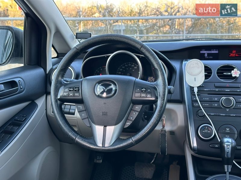 Позашляховик / Кросовер Mazda CX-7 2010 в Києві