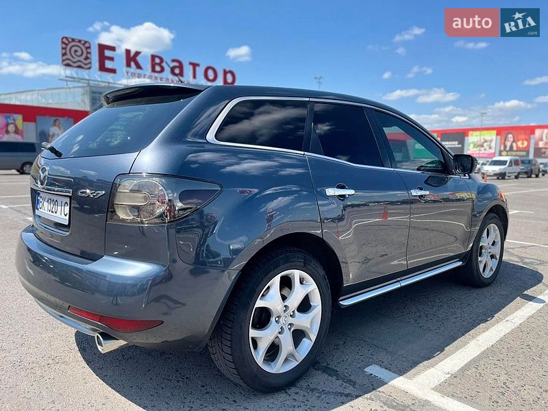 Позашляховик / Кросовер Mazda CX-7 2010 в Рівному