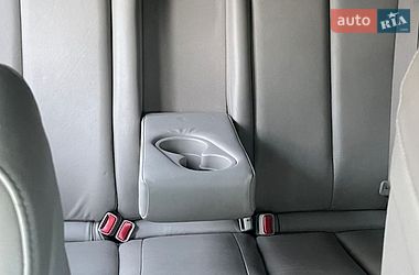 Позашляховик / Кросовер Mazda CX-7 2010 в Рівному
