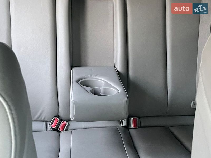 Позашляховик / Кросовер Mazda CX-7 2010 в Рівному