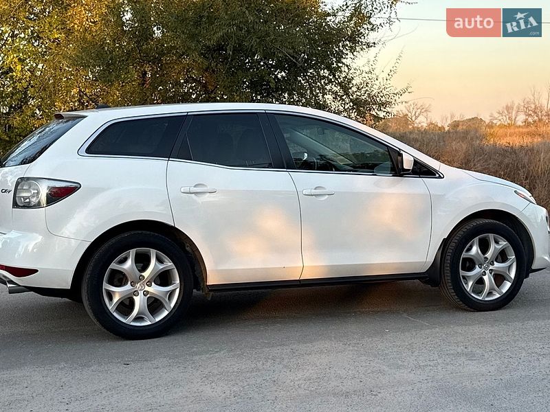 Внедорожник / Кроссовер Mazda CX-7 2011 в Днепре