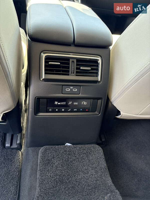 Внедорожник / Кроссовер Mazda CX-90 2024 в Львове