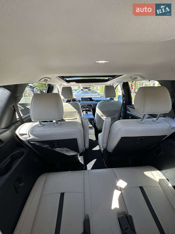 Внедорожник / Кроссовер Mazda CX-90 2024 в Киеве