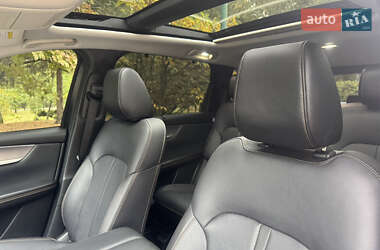 Внедорожник / Кроссовер Mazda CX-90 2024 в  фото 9 Внедорожник / Кроссовер Mazda CX-90 2024 в